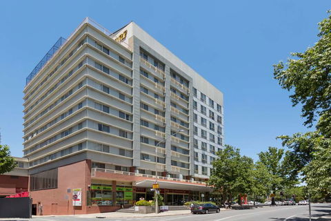 Nesuto Canberra Apartment Hotel - Surfers Gold Coast 0