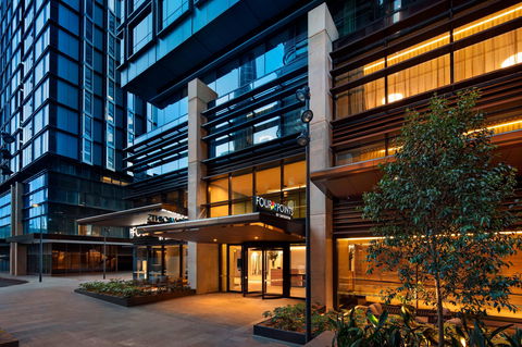 Four Points By Sheraton, Central Park - Surfers Gold Coast 1