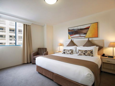 Oaks On Castlereagh - Surfers Gold Coast 2