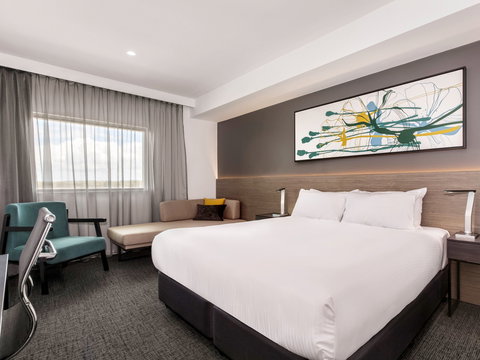 Mercure Sunshine Coast Kawana Waters - Surfers Gold Coast 9