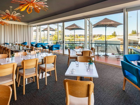 Mercure Sunshine Coast Kawana Waters - Surfers Gold Coast 13
