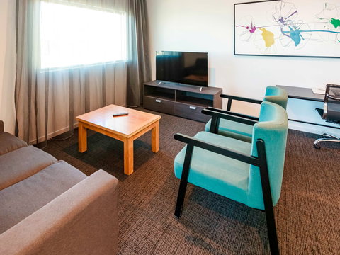 Mercure Sunshine Coast Kawana Waters - Surfers Gold Coast 17