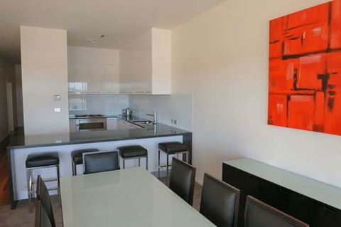 York Cove - Surfers Gold Coast 3