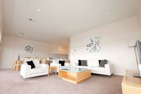 York Cove - Surfers Gold Coast 5