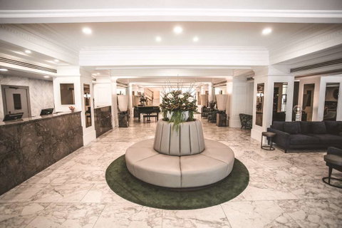 The Savoy Hotel on Little Collins - Surfers Gold Coast 1