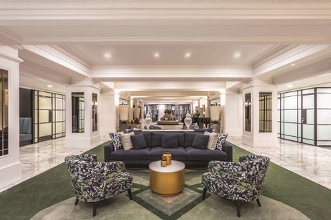 The Savoy Hotel on Little Collins - Surfers Gold Coast 2