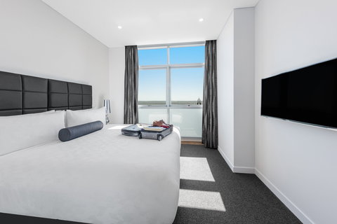 Meriton Suites Chatswood - Surfers Gold Coast 0