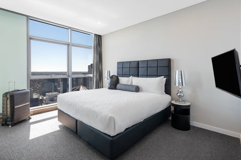 Meriton Suites Chatswood - Surfers Gold Coast 2