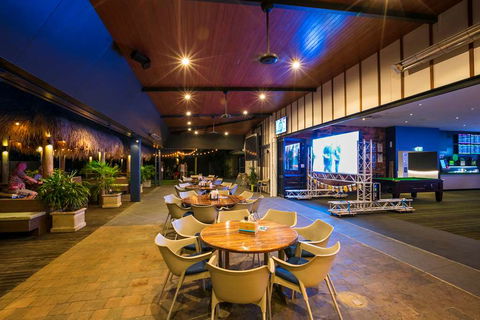 Kawana Waters Hotel By NightCap - Surfers Gold Coast 0