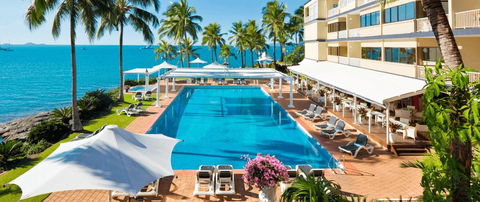 Coral Sea Resort - Surfers Gold Coast 2