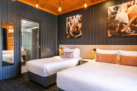 Macquarie Inn - Surfers Gold Coast 2