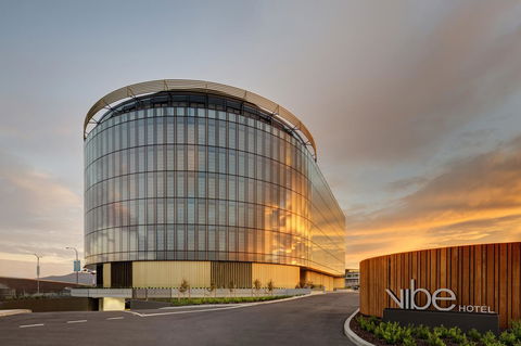 Vibe Hotel Canberra - Surfers Gold Coast 30