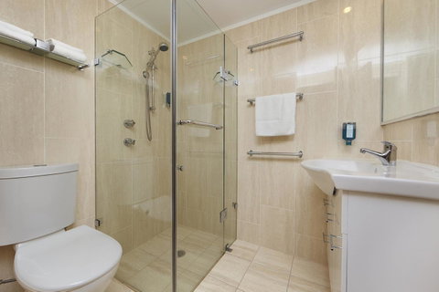 Ibis Styles Canberra - Surfers Gold Coast 22