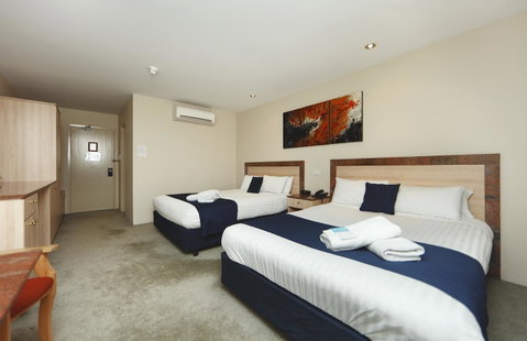 Ibis Styles Canberra - Surfers Gold Coast 40