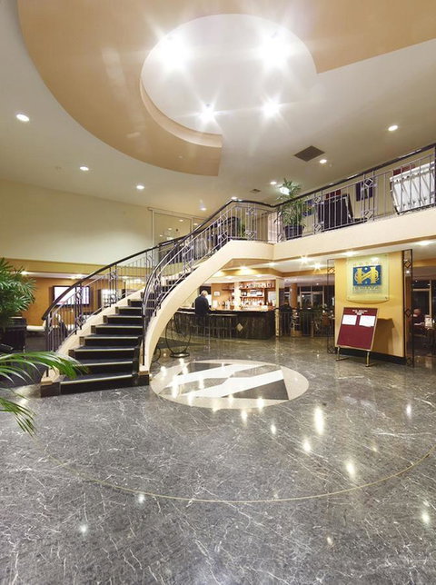Ibis Styles Canberra - Surfers Gold Coast 17
