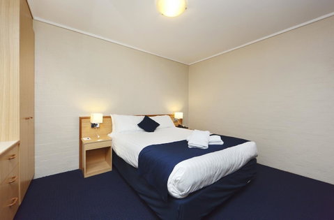 Ibis Styles Canberra - Surfers Gold Coast 29