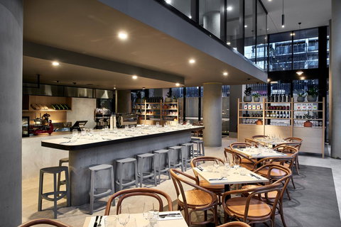 Midnight Hotel, Autograph Collection - Surfers Gold Coast 3