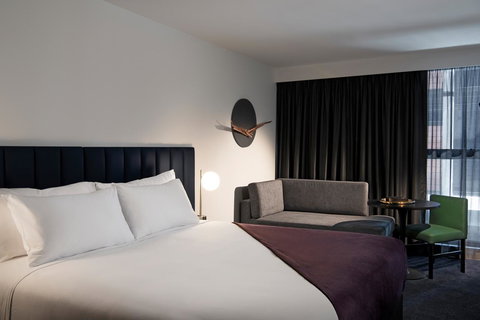 Midnight Hotel, Autograph Collection - Surfers Gold Coast 12