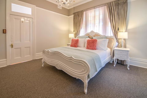 De Russie Boutique Hotel - Surfers Gold Coast 36