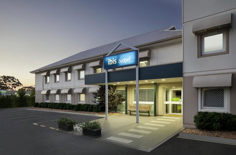 Ibis Budget Canberra - Surfers Gold Coast 0