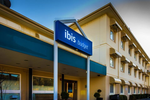 Ibis Budget Canberra - Surfers Gold Coast 22