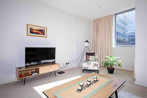 Spacious 1BR Stylish New Acton Apartment +Parking - Surfers Gold Coast 0