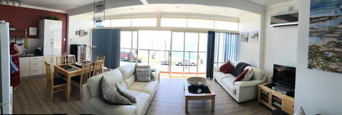 Crystal Blue Apartment - Surfers Gold Coast 32