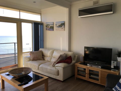 Crystal Blue Apartment - Surfers Gold Coast 34