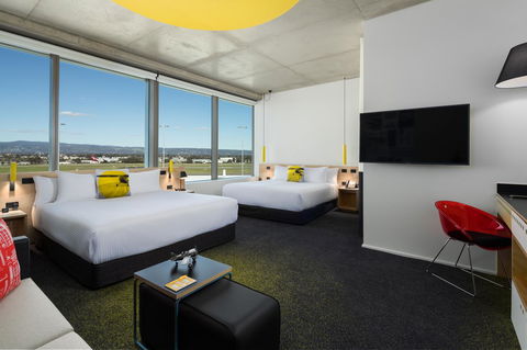 Atura Adelaide Airport - Surfers Gold Coast 12