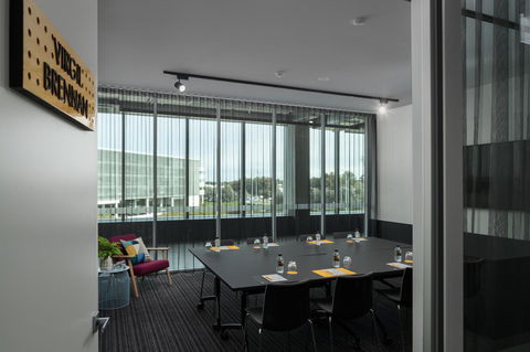 Atura Adelaide Airport - Surfers Gold Coast 22