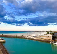 Ocean View Luxury Apartment  Suite - Surfers Gold Coast