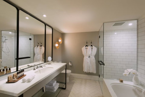 Mayfair Hotel - Surfers Gold Coast 17