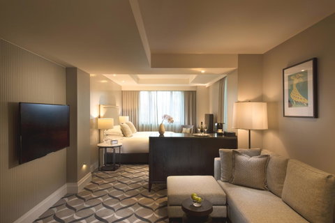 Mayfair Hotel - Surfers Gold Coast 15