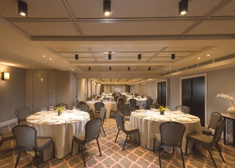 Mayfair Hotel - Surfers Gold Coast 19
