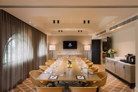 Mayfair Hotel - Surfers Gold Coast 18