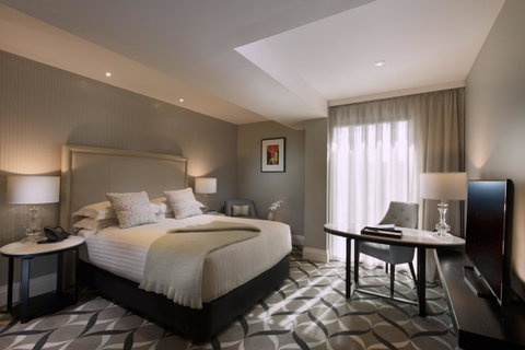 Mayfair Hotel - Surfers Gold Coast 11