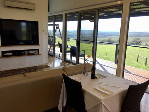 Barossa Pavilions & Glasshouse - Surfers Gold Coast 17
