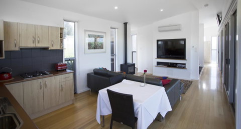 Barossa Pavilions & Glasshouse - Surfers Gold Coast 6