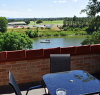 Windsor Terrace Motel - Surfers Gold Coast
