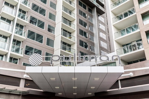 Pullman Adelaide - Surfers Gold Coast 8