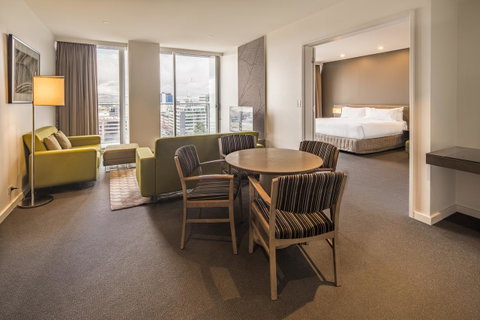 Pullman Adelaide - Surfers Gold Coast 6