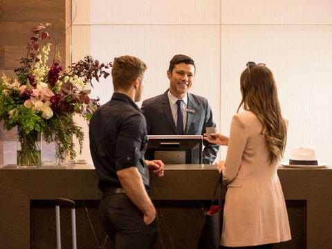 Pullman Adelaide - Surfers Gold Coast 1