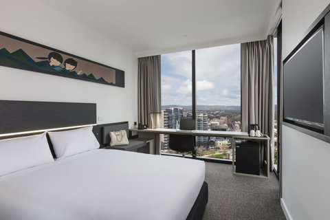 Ibis Adelaide - Surfers Gold Coast 2