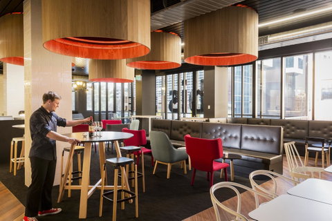 Ibis Adelaide - Surfers Gold Coast 21