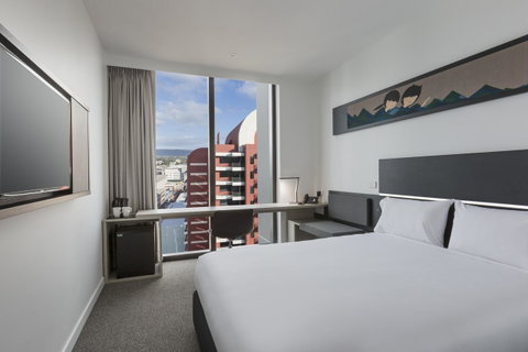 Ibis Adelaide - Surfers Gold Coast 4