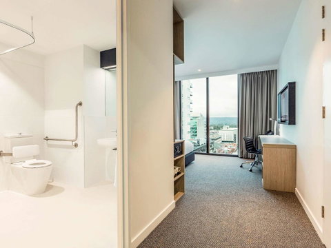 Ibis Adelaide - Surfers Gold Coast 39