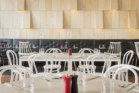 Ibis Adelaide - Surfers Gold Coast 19