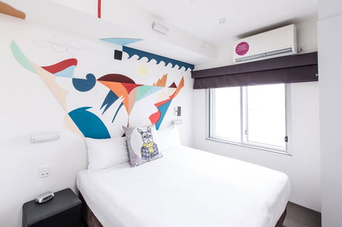 Majestic Minima Hotel - Surfers Gold Coast 3