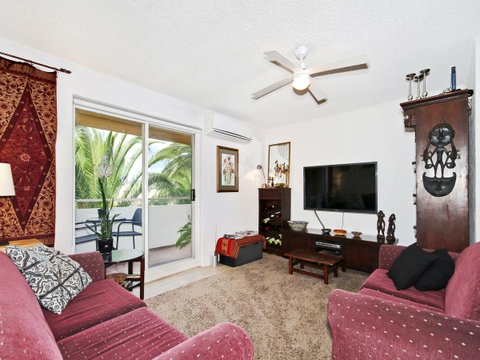 Monaco Court Apartment Adelaide - Surfers Gold Coast 5