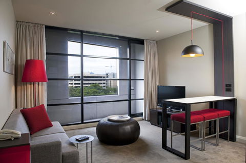 Mantra Hindmarsh Square - Surfers Gold Coast 13